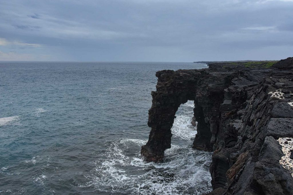 Holei Arch Hawaii Volcanoes National park