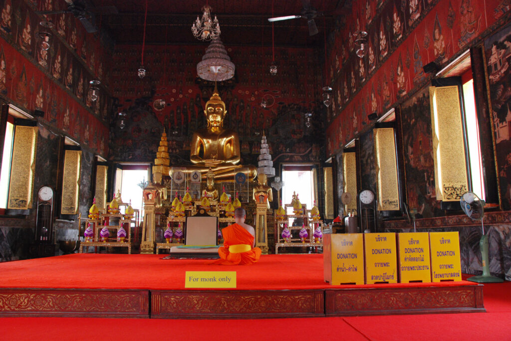 Wat Saket Interior