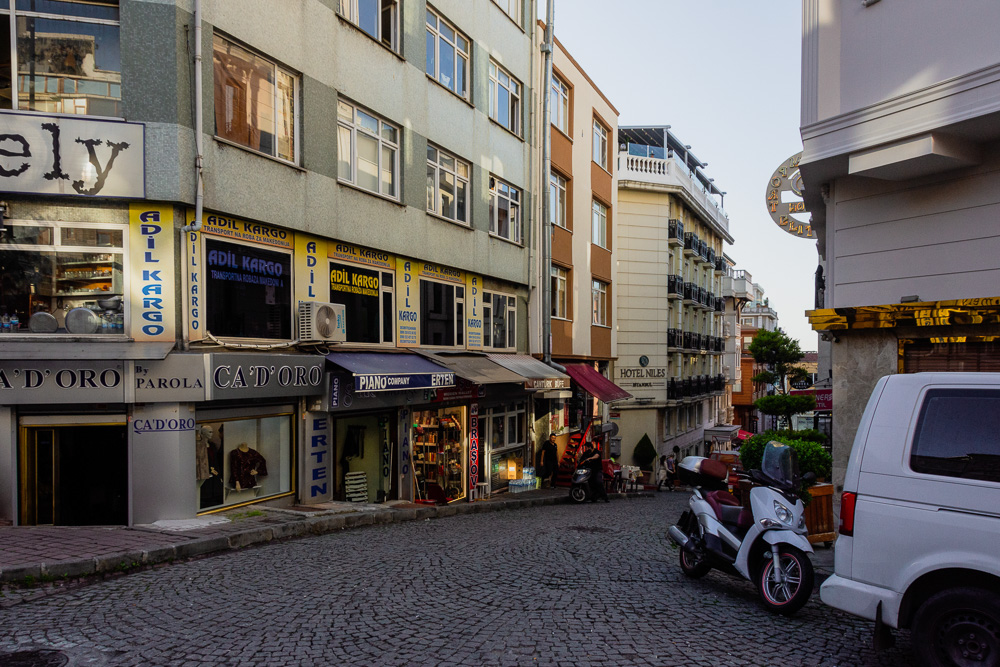 Hotel Review Hotel Niles Istanbul