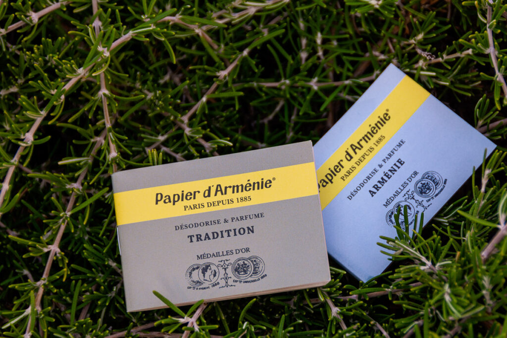 Cruelty-free French Pharmacy brands:papier d' armenie