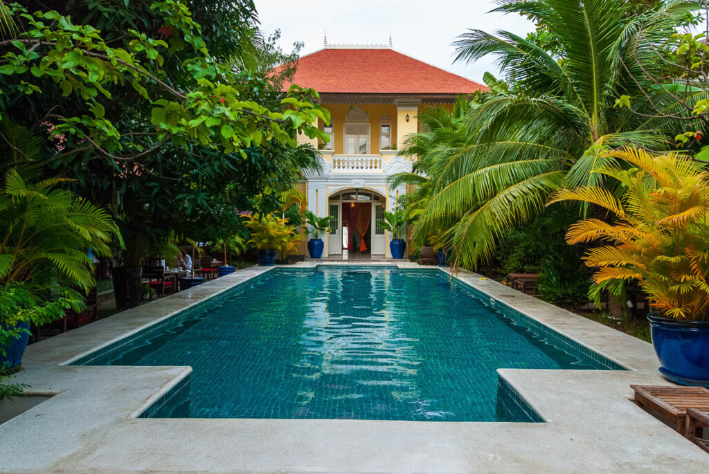 Phnom Penh Pavilion Hotel 