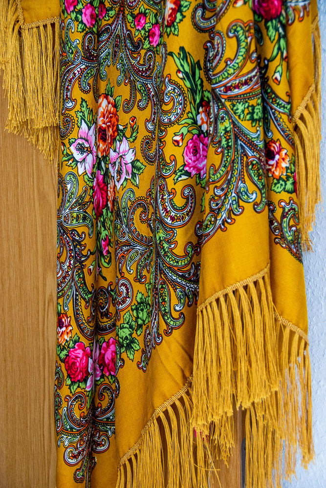 Russian folk shawl