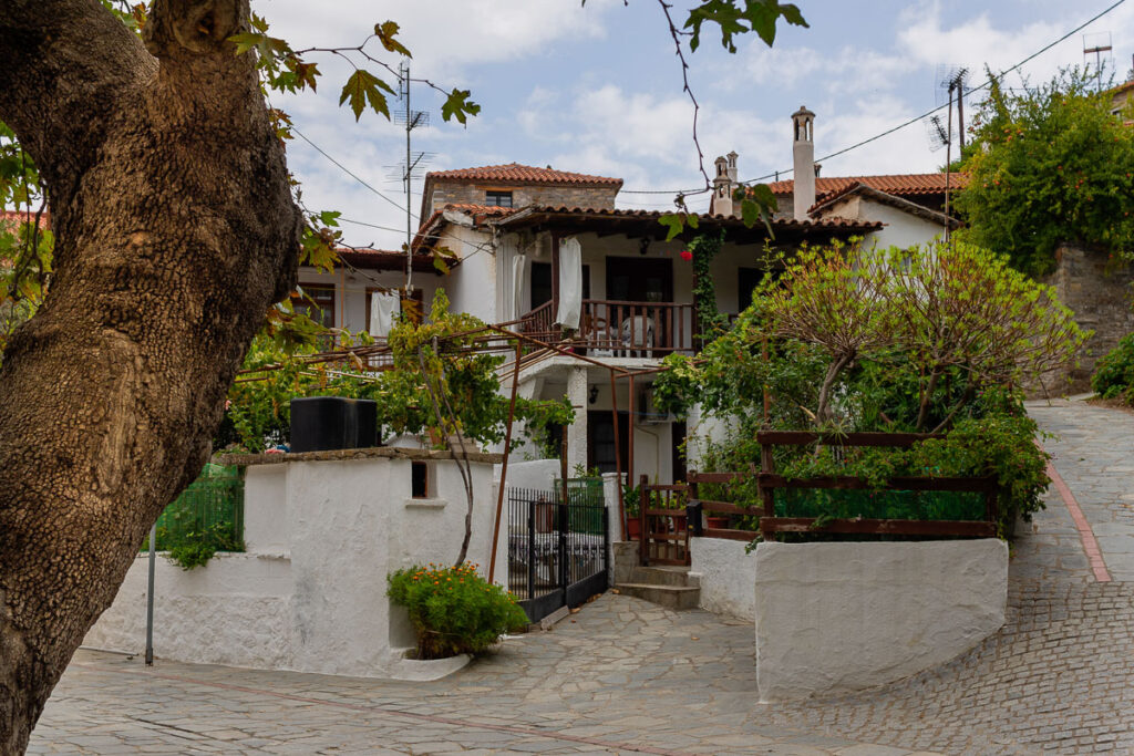 whitewashed multistorey house in Old Nikiti