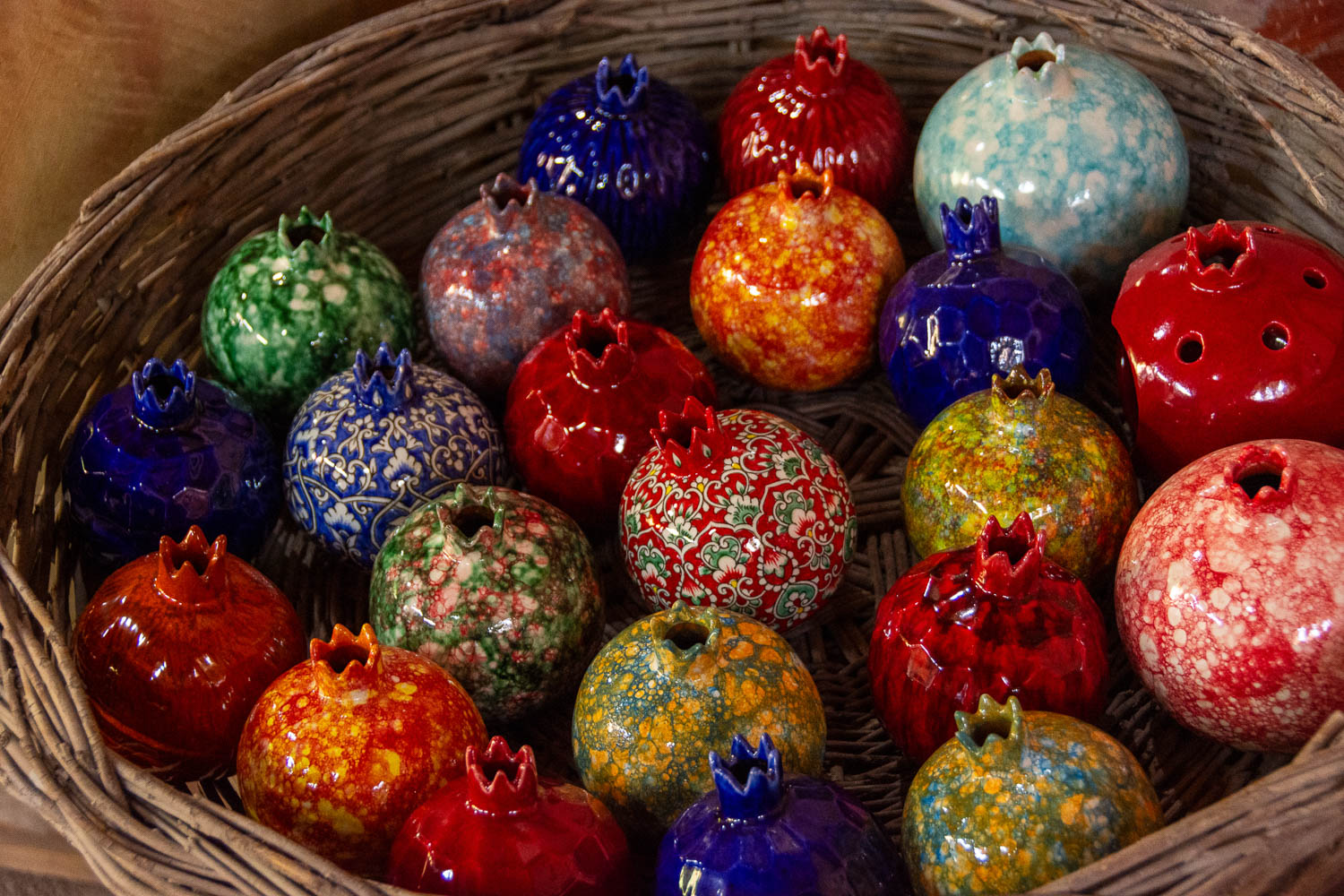 Rishton Ceramics: Beauty and Tradition in the Fergana Valley - Holiday ...