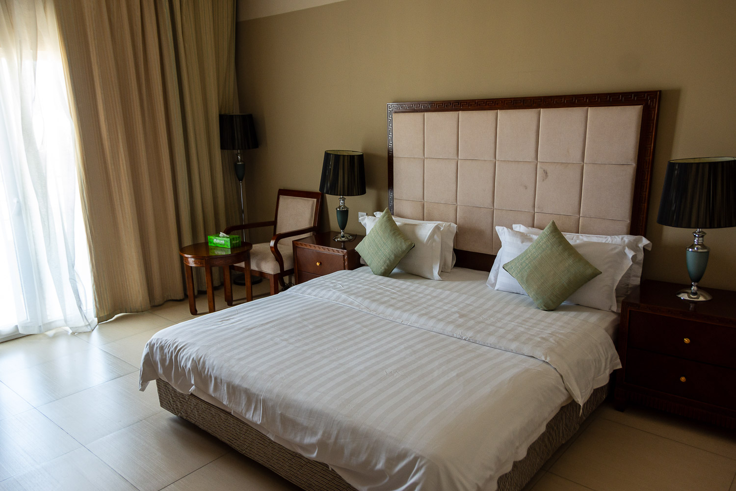 stay in Muscat on a budget